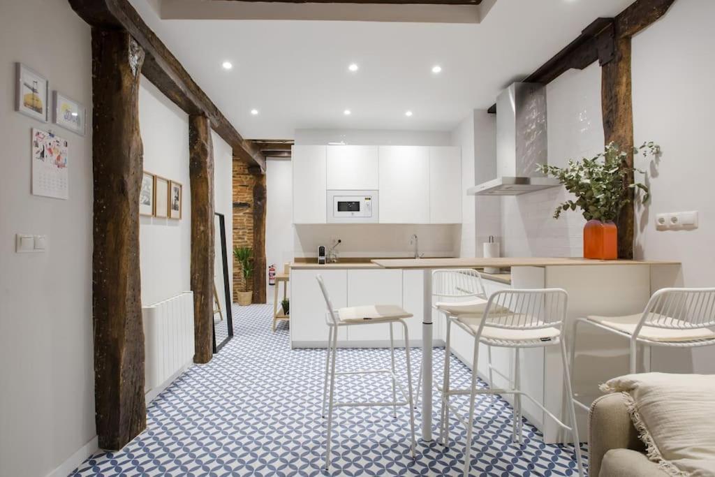 Etxeburu Apartment Bilbao Exterior foto